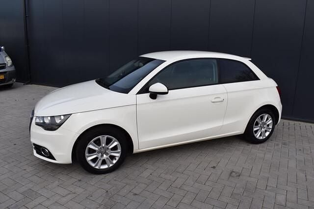 Occasion Audi A1 Attraction 86 PK (63 kW) 2011 Wit Hatchback