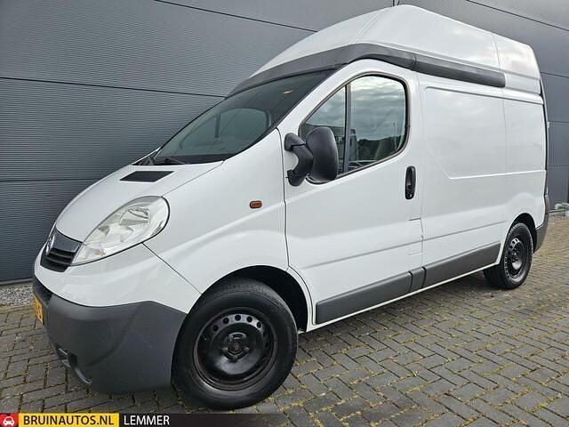 Wit Gebruikt 2014 Opel Vivaro Van | € 5.445 - Afbeelding 1/4