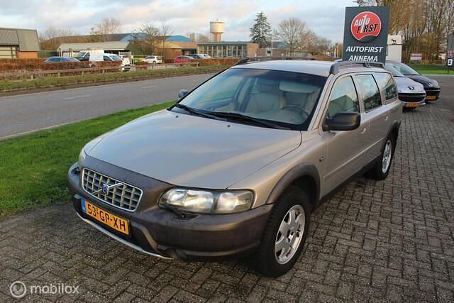 Beige Occasion 2001 Volvo V70 Stationwagen | € 3.249 (Eerlijke prijs) - Afbeelding 1/4