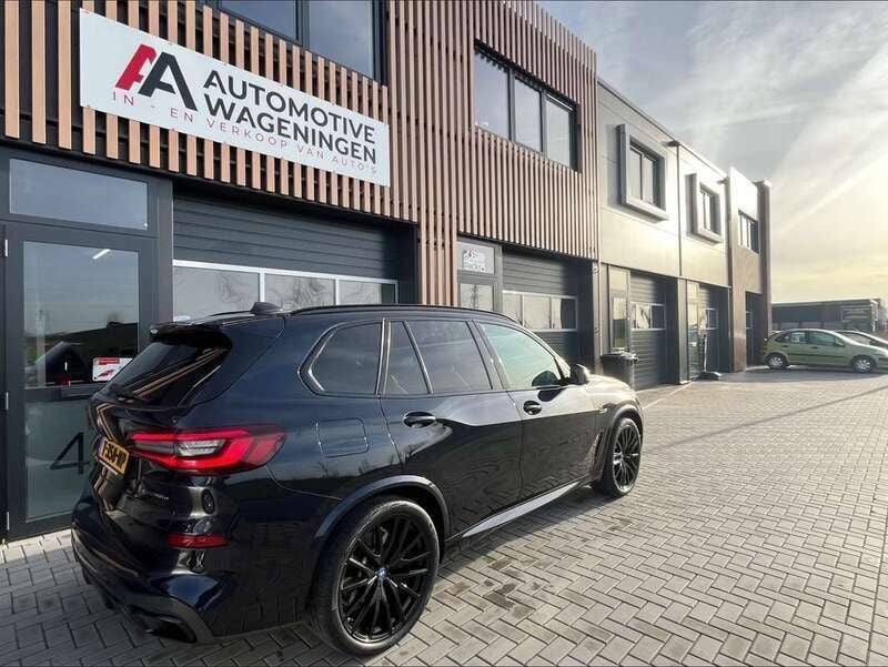 Zwart Gebruikt 2022 BMW X5 SUV | € 62.499 (Super prijs) - Afbeelding 1/4