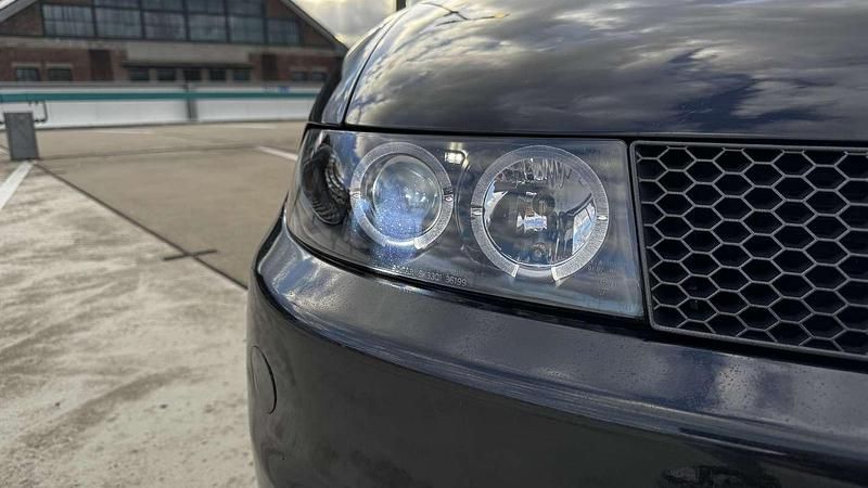 Occasion Seat Leon 179 PK (131 kW) 2003 Zwart Hatchback