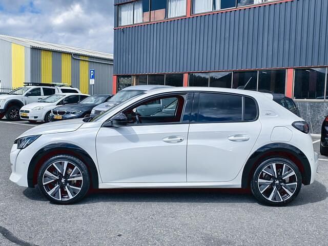 Occasion Peugeot 208 GT 101 PK (74 kW) 2022 Wit Hatchback
