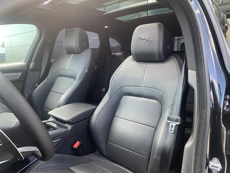 Occasion Jaguar F-Pace R-Dynamic 301 PK (221 kW) 2022 Zwart SUV