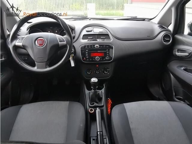 Occasion Fiat Punto Evo Young 101 PK (74 kW) 2014 Grijs Hatchback