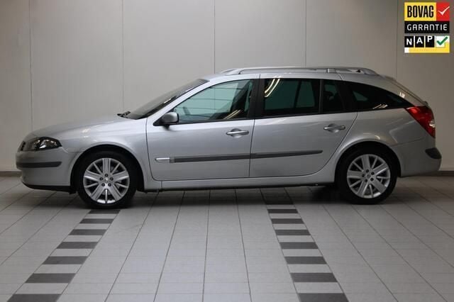 Grijs Gebruikt 2007 Renault Laguna GrandTour Stationwagen | € 6.450 - Afbeelding 1/4