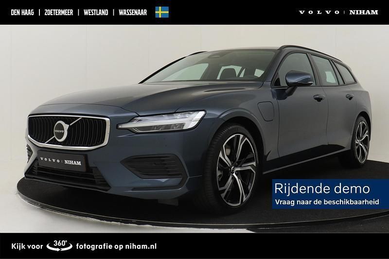 Blauw Gebruikt 2025 Volvo V60 Stationwagen | € 48.890 (Eerlijke prijs) - Afbeelding 1/4