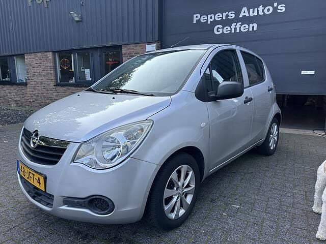 Grijs Gebruikt 2009 Opel Agila Essentia Hatchback | € 2.250 (Goede deal) - Afbeelding 1/4