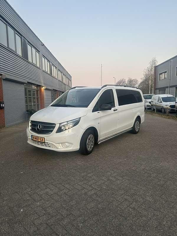 Gebruikt 2017 Mercedes Vito MPV | € 13.000 (Super prijs) - Afbeelding 1/4