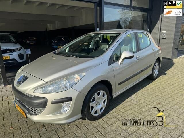 Grijs, metallic lak Gebruikt 2008 Peugeot 308 Hatchback | € 2.899 (Eerlijke prijs) - Afbeelding 1/4
