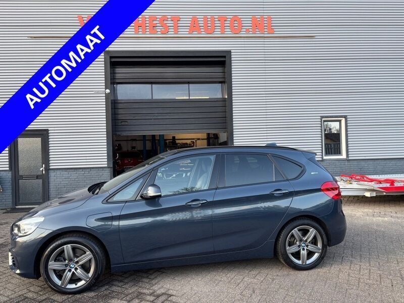 Grijs Gebruikt 2016 BMW 225 Active Tourer MPV | € 15.900 (Eerlijke prijs) - Afbeelding 1/4