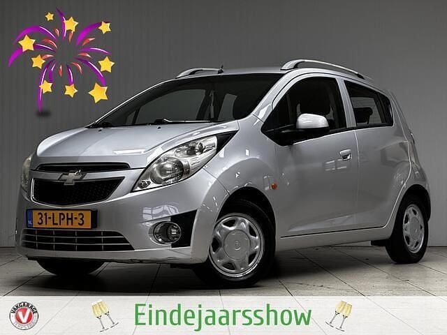 Grijs Gebruikt 2010 Chevrolet Spark LT Hatchback | € 2.450 (Goede deal) - Afbeelding 1/4
