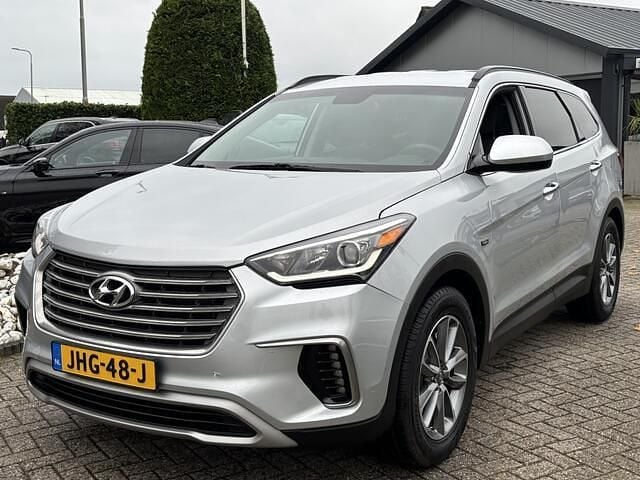 Grijs Occasion 2017 Hyundai Santa Fe SUV | € 24.950 - Afbeelding 1/4