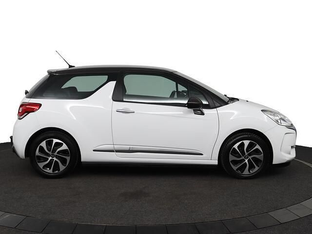 Occasion DS Automobiles DS3 Chic 82 PK (60 kW) 2018 Wit Hatchback