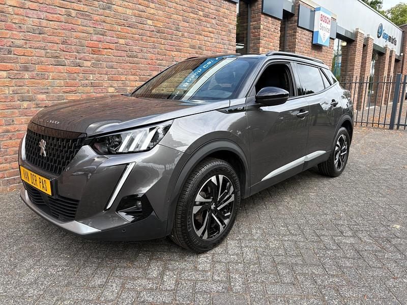 Grijs Gebruikt 2022 Peugeot 2008 GT-line SUV | € 19.955 (Goede deal) - Afbeelding 1/4