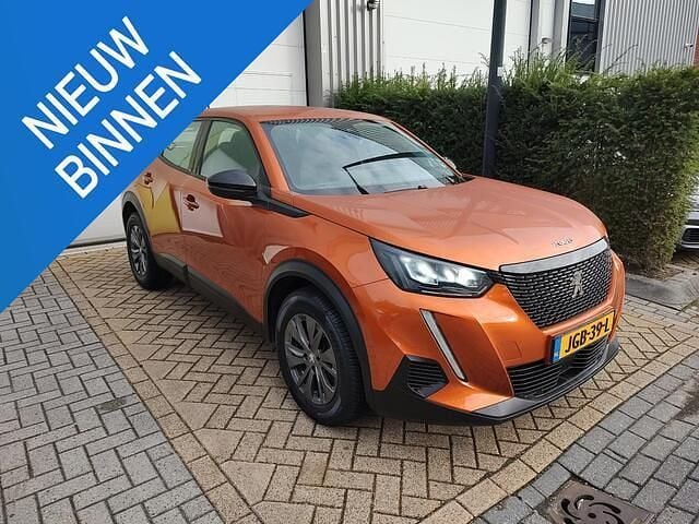 Oranje Gebruikt 2022 Peugeot 2008 Allure SUV | € 15.895 (Super prijs) - Afbeelding 1/4