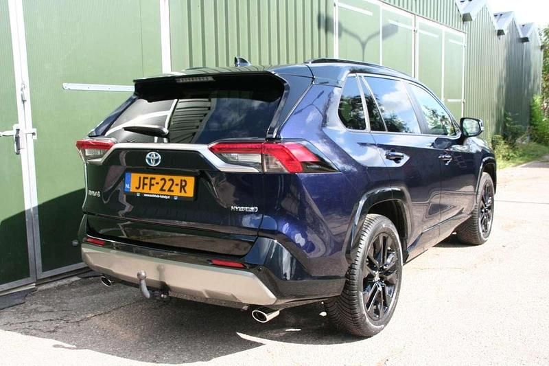 Occasion Toyota RAV4 Hybrid Style 178 PK (130 kW) 2024 Blauw SUV