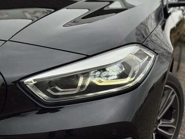 Occasion BMW 118 Executive 140 PK (102 kW) 2021 Zwart Hatchback