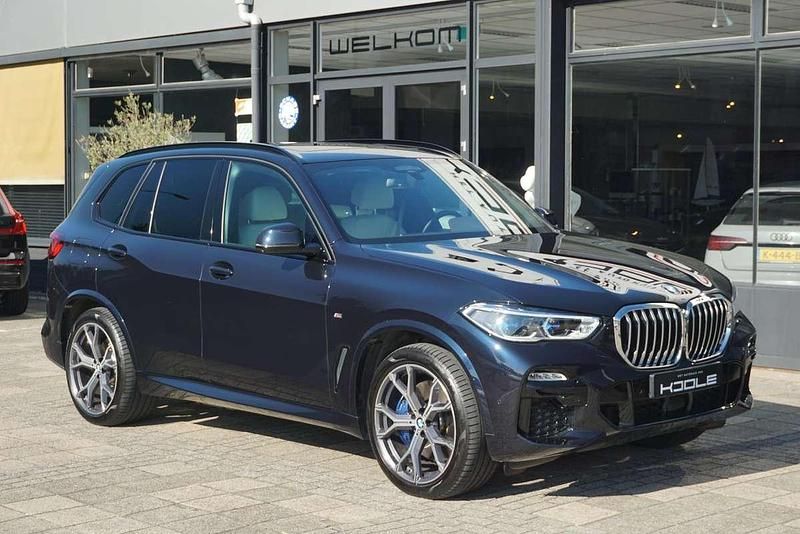 Zwart Gebruikt 2021 BMW X5 Executive SUV | € 59.980 (Super prijs) - Afbeelding 1/4