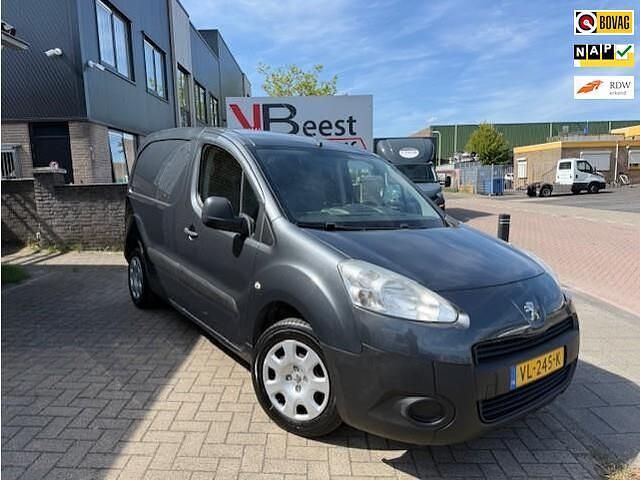 Grijs Gebruikt 2015 Peugeot Partner Van | € 4.850 (Eerlijke prijs) - Afbeelding 1/4