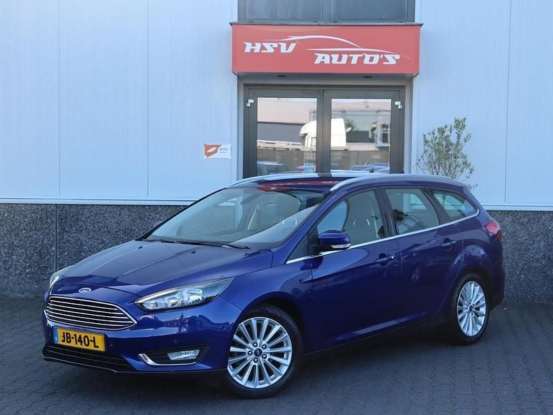 Blauw Gebruikt 2016 Ford Focus Titanium Stationwagen | € 7.999 (Goede deal) - Afbeelding 1/3