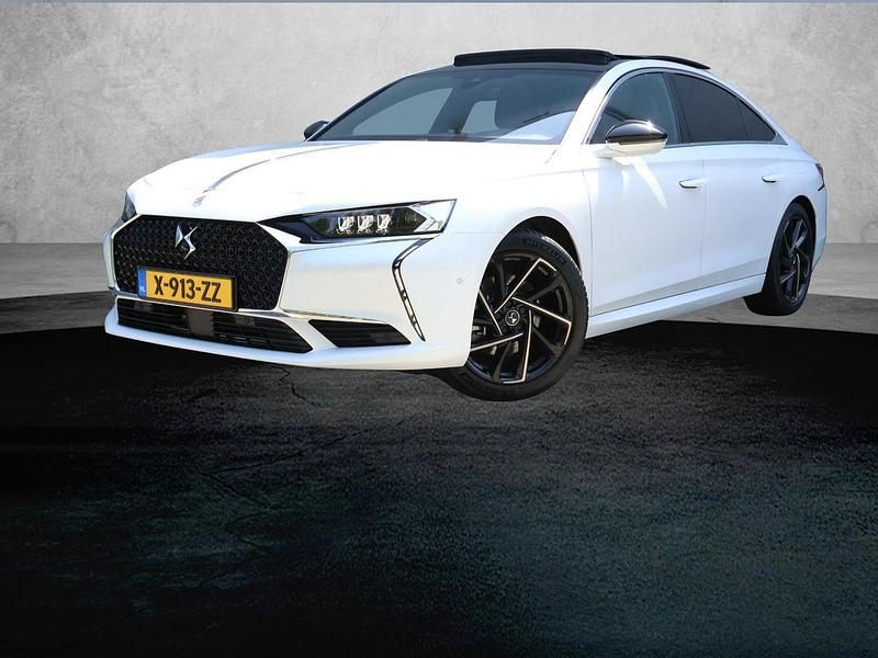 Wit Gebruikt 2024 DS Automobiles DS9 Opera Sedan | € 56.895 - Afbeelding 1/1