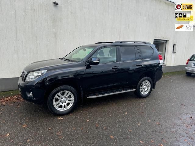 Zwart, metallic lak Gebruikt 2012 Toyota Land Cruiser SUV | € 29.750 (Iets duurder) - Afbeelding 1/4