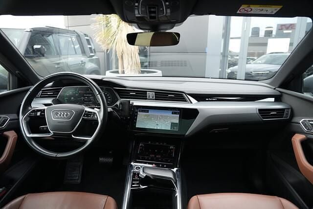 Occasion Audi e-tron Sportback Advanced 300 kW (408 PK) 2022 Grijs (metallic) SUV