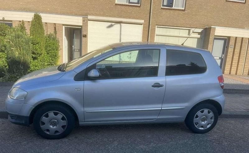 Occasion VW Fox Trendline 75 PK (55 kW) 2010 Grijs Hatchback