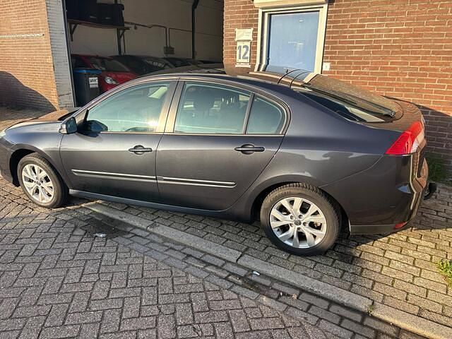 Occasion Renault Laguna III Expression 140 PK (102 kW) 2007 Grijs (metallic) Hatchback