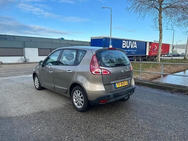 Occasion Renault Scénic III Dynamique 131 PK (96 kW) 2010 Bruin MPV