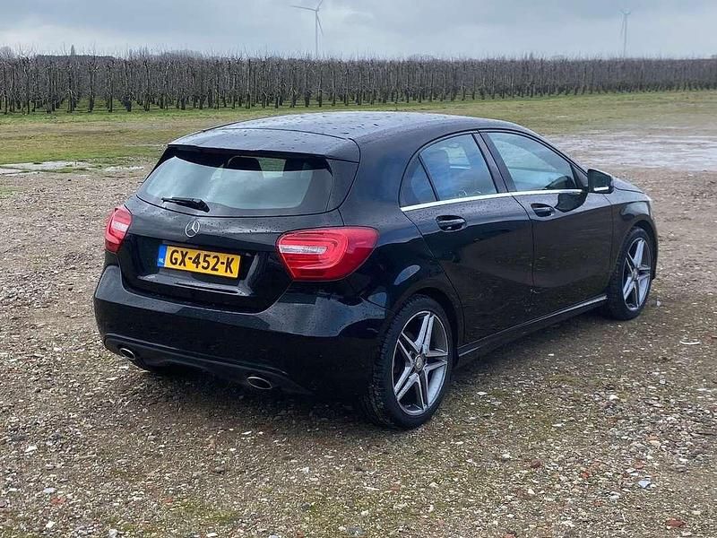 Occasion Mercedes A180 Ambition 122 PK (89 kW) 2014 Zwart Hatchback