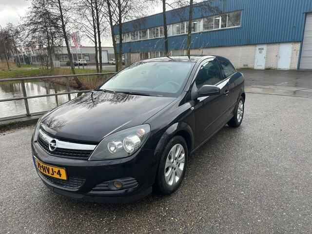 Occasion Opel Astra GTC 116 PK (85 kW) 2009 Zwart Hatchback