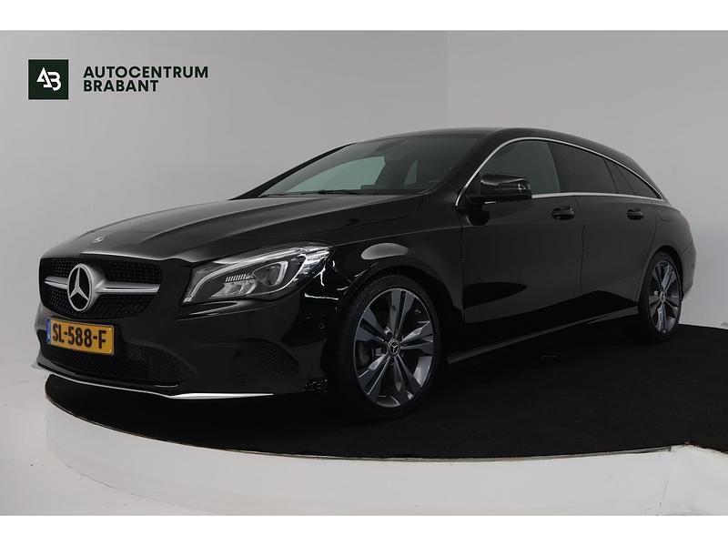 Zwart Occasion 2018 Mercedes CLA180 Business Sedan | € 16.945 (Eerlijke prijs) - Afbeelding 1/4