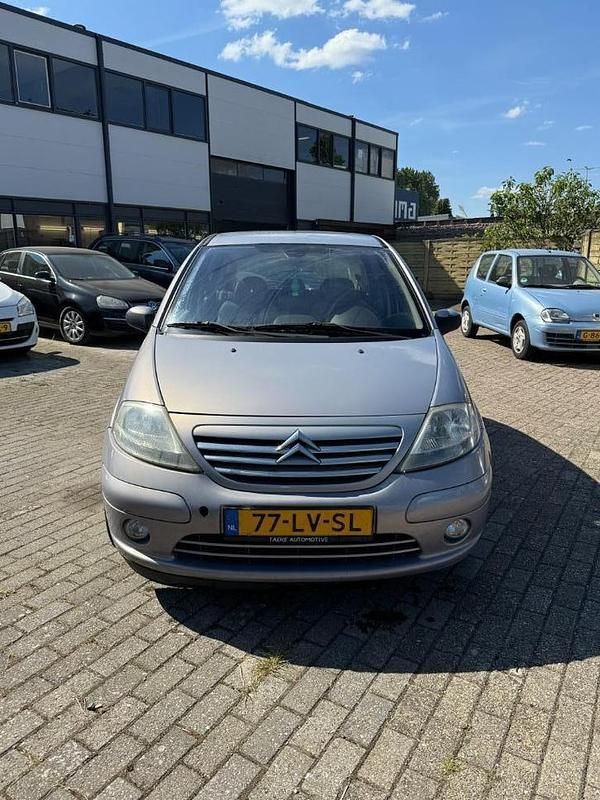 Gebruikt 2003 Citroën C3 | € 1.795 - Afbeelding 1/4