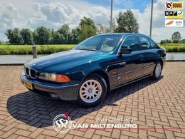 BMW 523