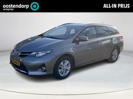 Toyota Auris Touring Sports