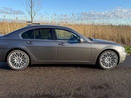 BMW 750