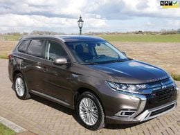 Mitsubishi Outlander P-HEV