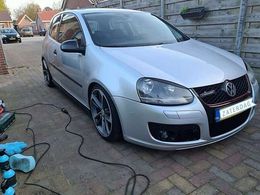 VW Golf IV