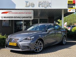 Lexus IS300h