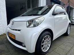 Toyota iQ