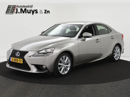 Lexus IS300h