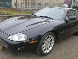 Jaguar XK8