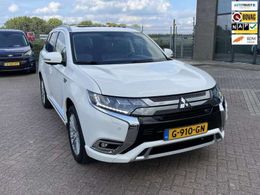 Mitsubishi Outlander P-HEV