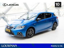 Lexus CT200h