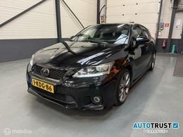 Lexus CT200h