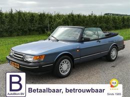 Saab 900