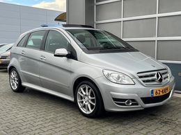 Mercedes B200