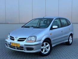 Nissan Almera Tino