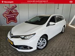 Toyota Auris Hybrid